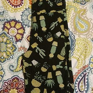 Lularoe cactus leggings